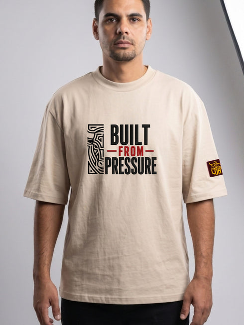 Built From Pressure Oversized T-Shirt geborduurd tekst | 240 GSM Premium Katoen Loay Brand