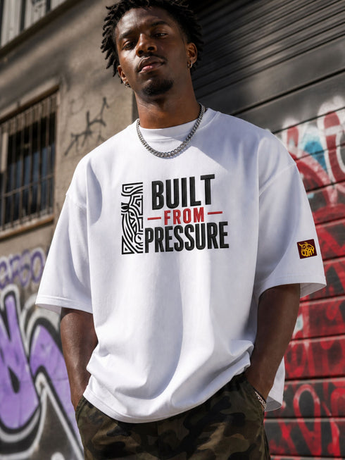 Built From Pressure Oversized T-Shirt geborduurd tekst | 240 GSM Premium Katoen Loay Brand