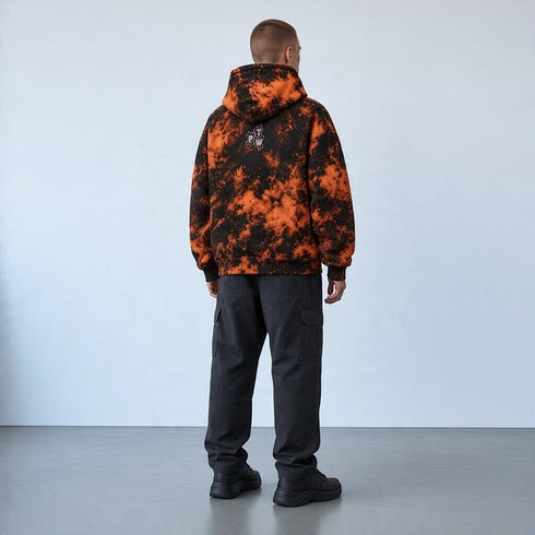 Tie-dye hoodie met capuchon, oranje/zwart patroon, geborduurde graphic op rug